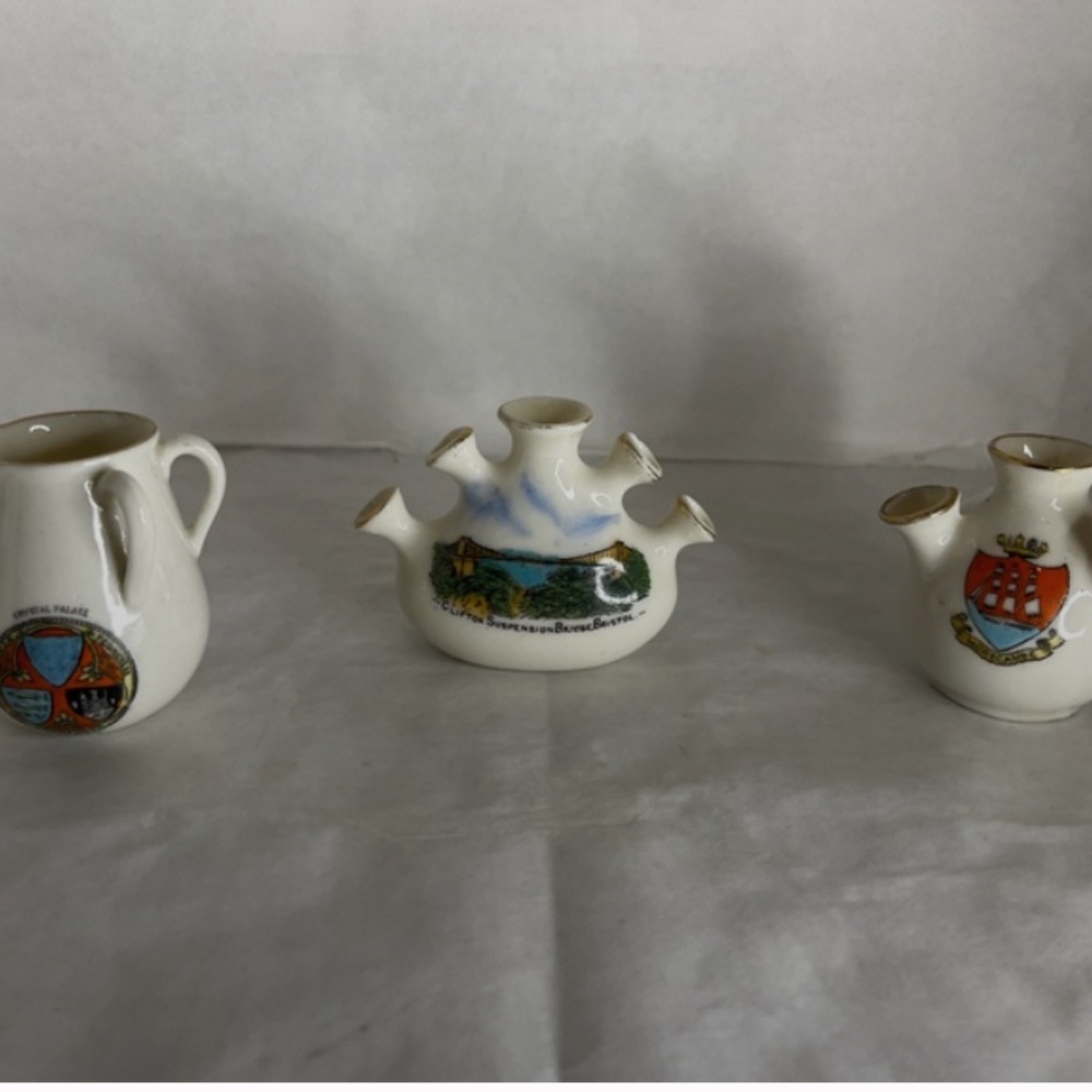 Vintage 3 Crested Ware/China Joblot Souviner Crested Wear ( Florentine, British)